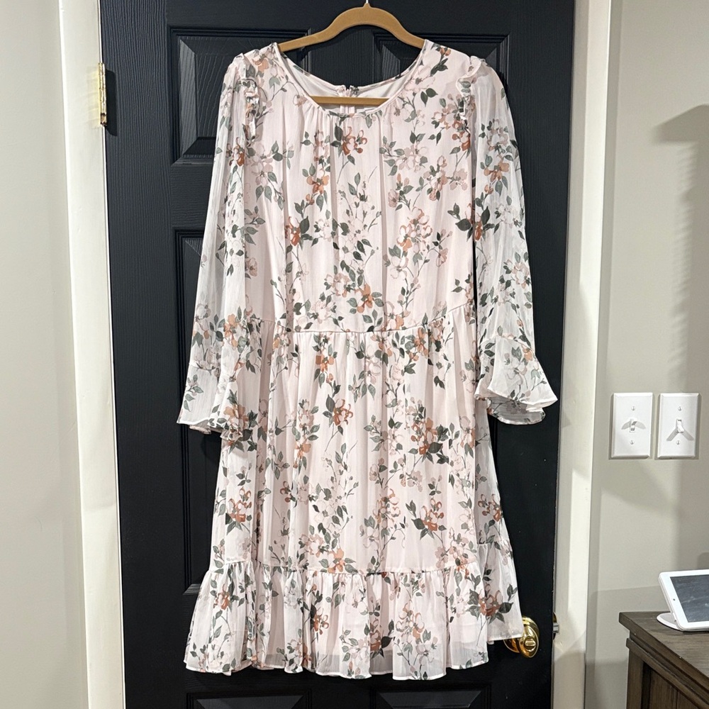 Calvin Klein Floral Long Sleeve Dress in Soft Pink